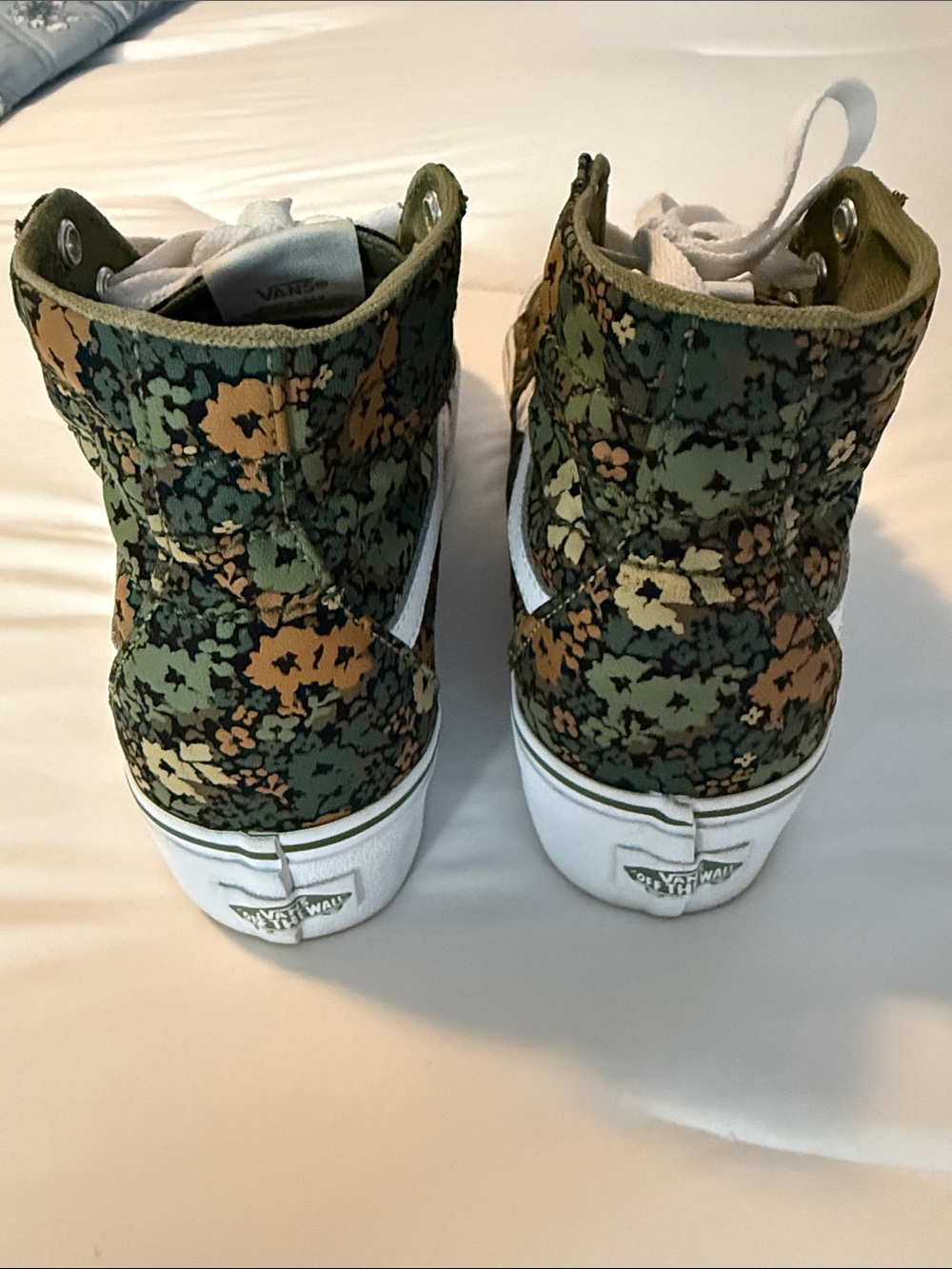 VANS
Sk8-Hi Printed Tapered Stackform Sneakers - Picture 7 of 11
